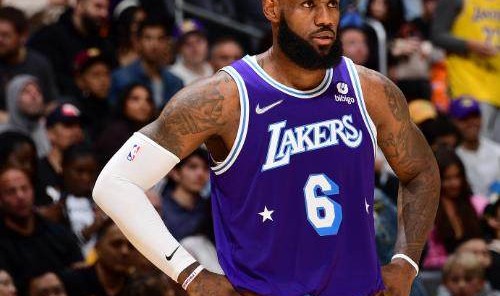 PG SOFT游戏-詹姆斯与湖人不急续约 联盟已有多支球队致电问价