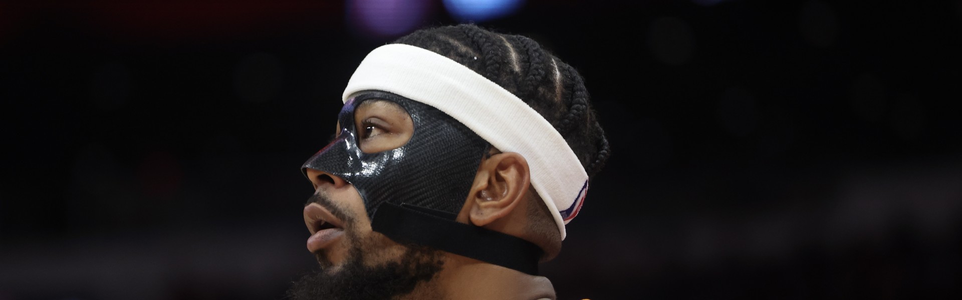 在线娱乐平台-古德温：布克&amp;杰伦格林先后伤退让人沮丧 该轮到其他球员站出来了